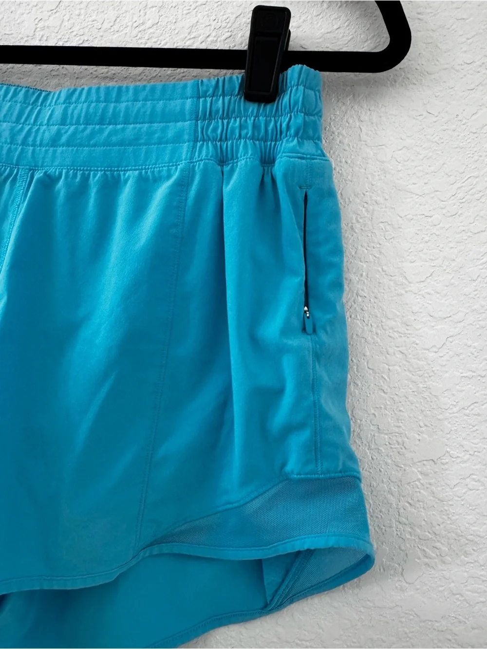 Lululemon Hotty-Hot High-Rise Lined Shorts 4” Bright Turquoise Blue